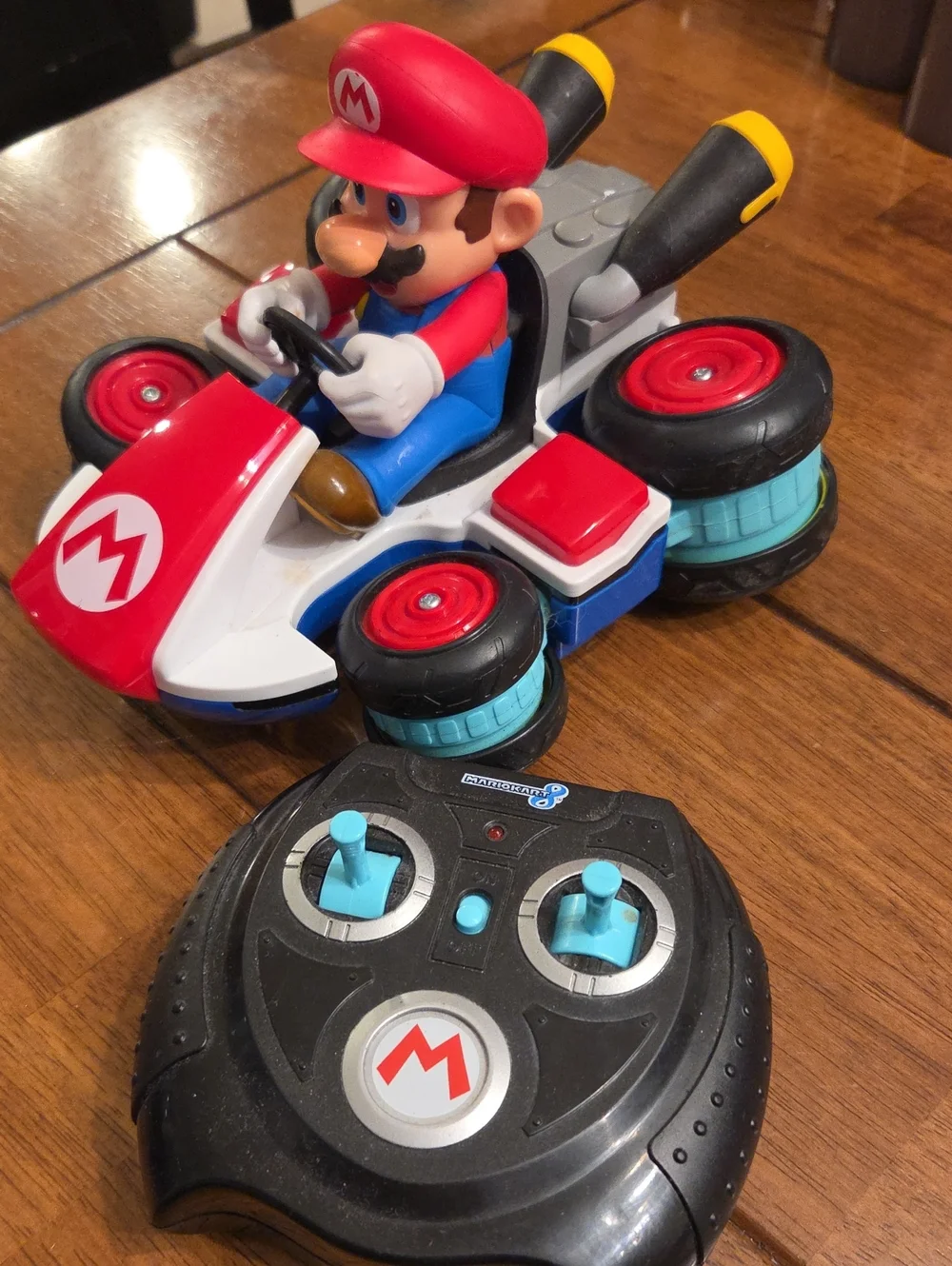 Nintendo Mario Remote Control Racing Kart - Red/Blue